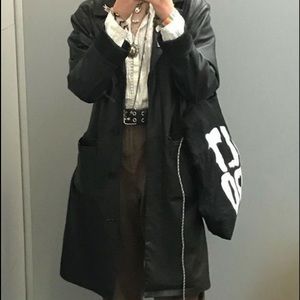 Meet your Posher, Charles